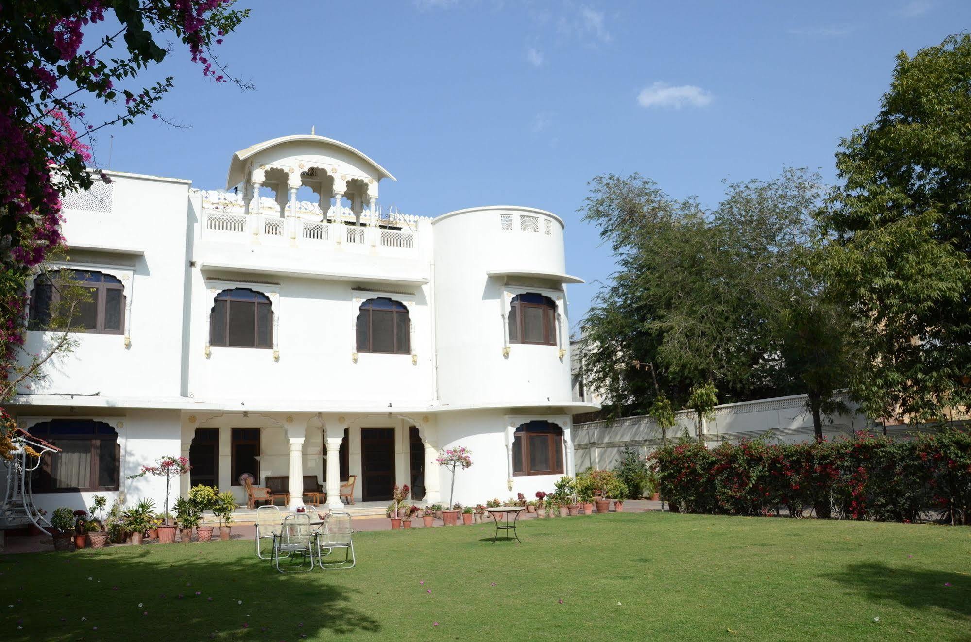 Hotel Meghniwas Τζαϊπούρ Εξωτερικό φωτογραφία