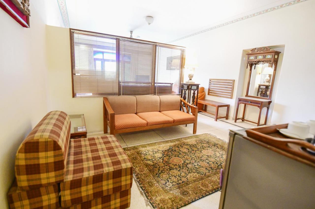 Hotel Meghniwas Τζαϊπούρ Εξωτερικό φωτογραφία
